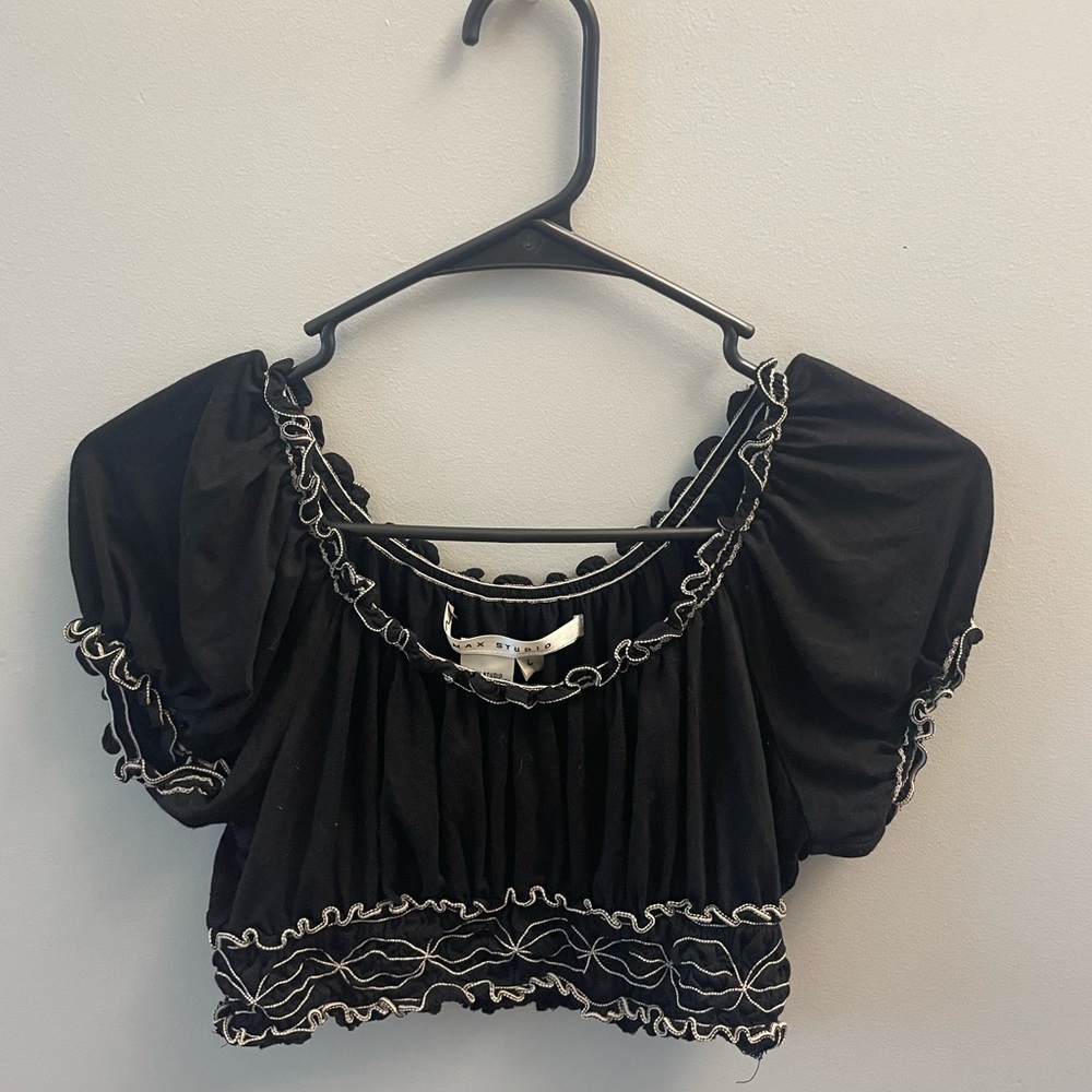 vintage black and white ruffle crop top